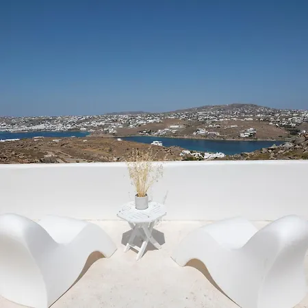 Mykonos Actor's Villa. 3 Bedrooms, Private Pool. Apartment
